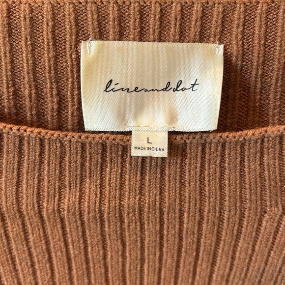 Line and Dot Sweater - Picture 2 of 3